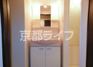 独立洗面台